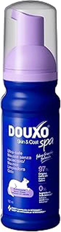 ¿Cuál es el mejor champú para gatos con piel sensible?