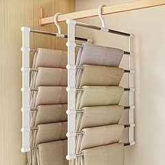 Conoce los diferentes tipos de perchas y organizadores de ropa para perros